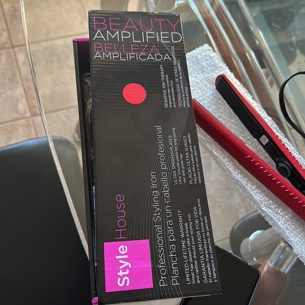Style House professional styling Iron - Picture 3 of 10